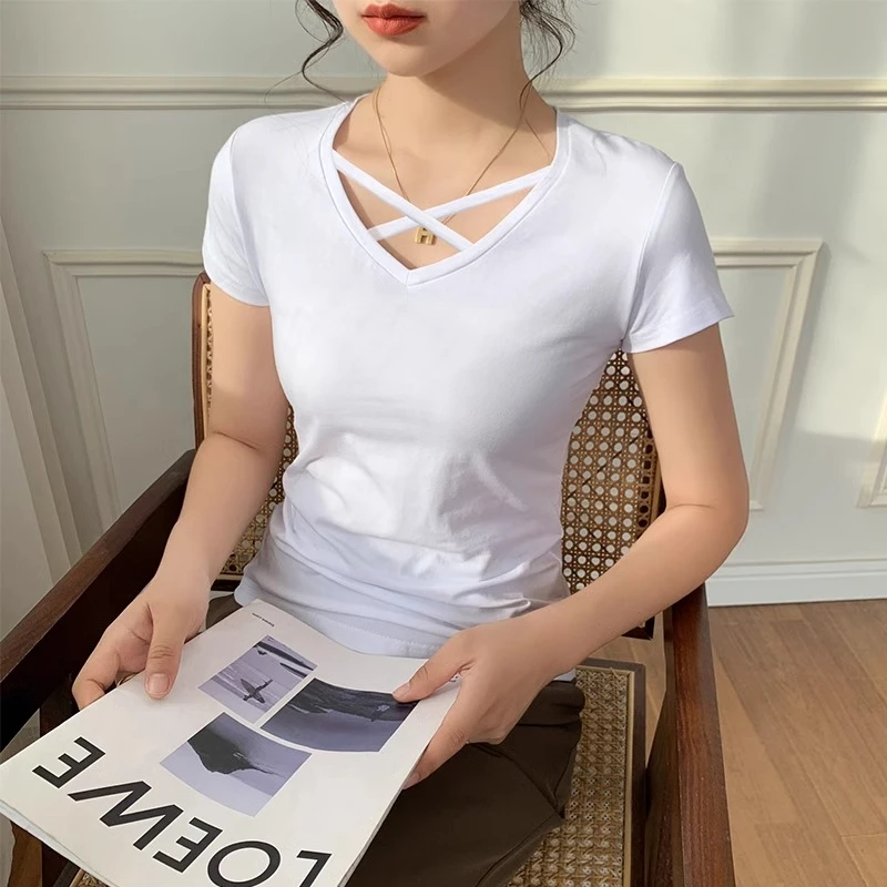 白色短袖T恤女交叉V领上衣夏季设计感小众镂空半袖体恤女正肩显瘦