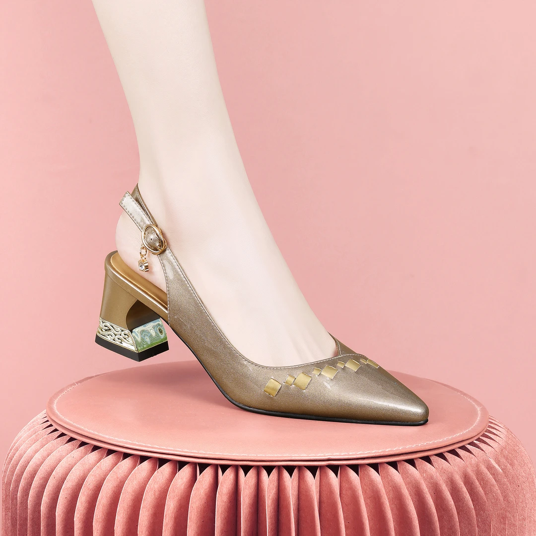 梵芮诗2024年新款夏季包头尖头纯色仙女风气质百搭粗跟凉鞋-1503