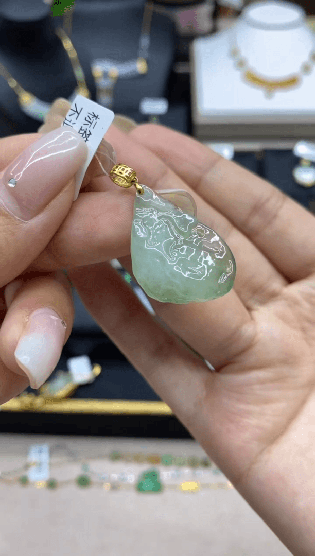 【闪购商品】翡翠颈饰18K金镶嵌净货8452