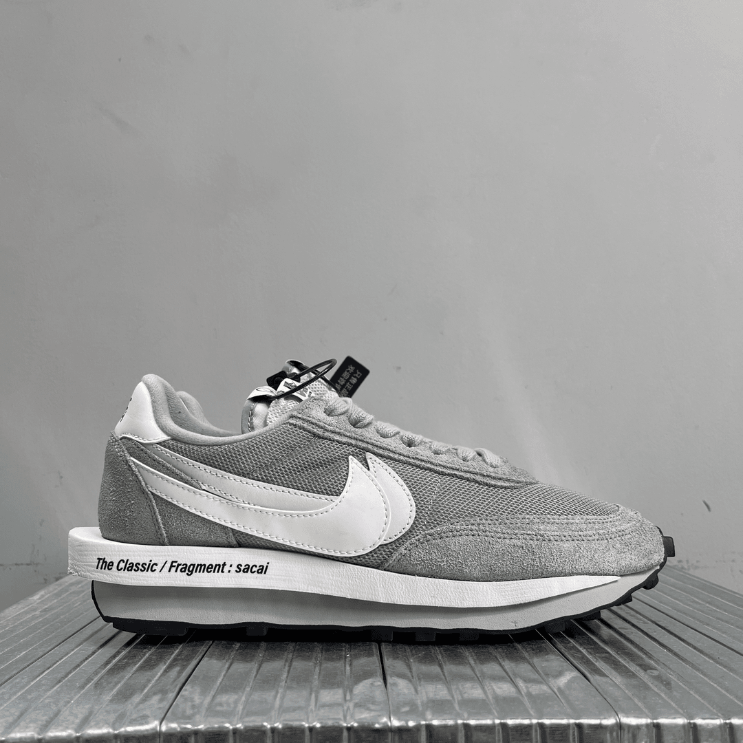 「95新」44码/Nike Sacai 藤原浩 运动鞋/原盒/公价3199/DY6213