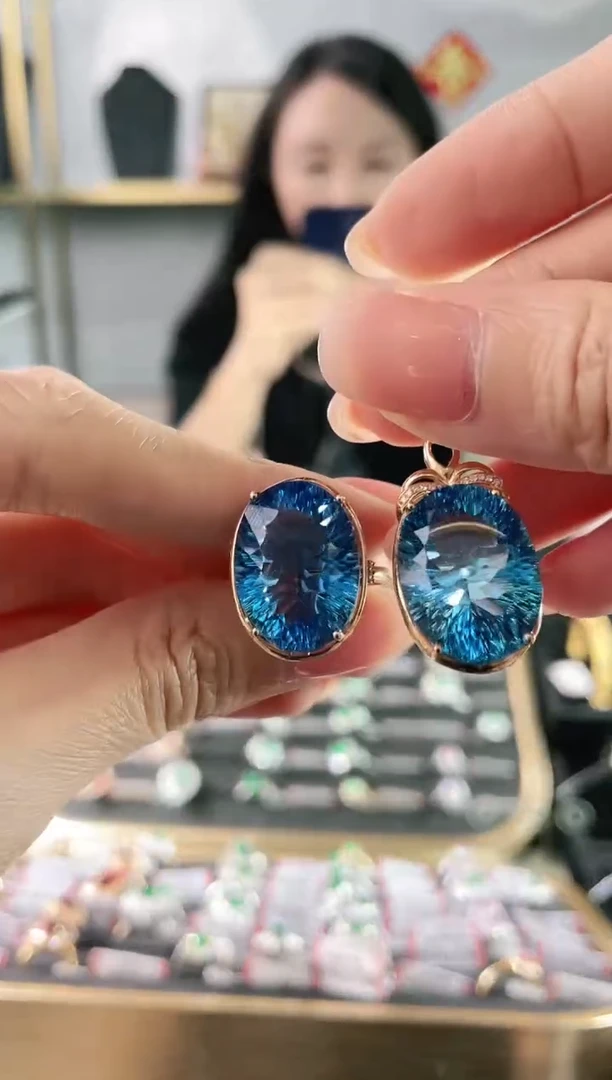 【闪购商品】托帕石套装18K金镶嵌1