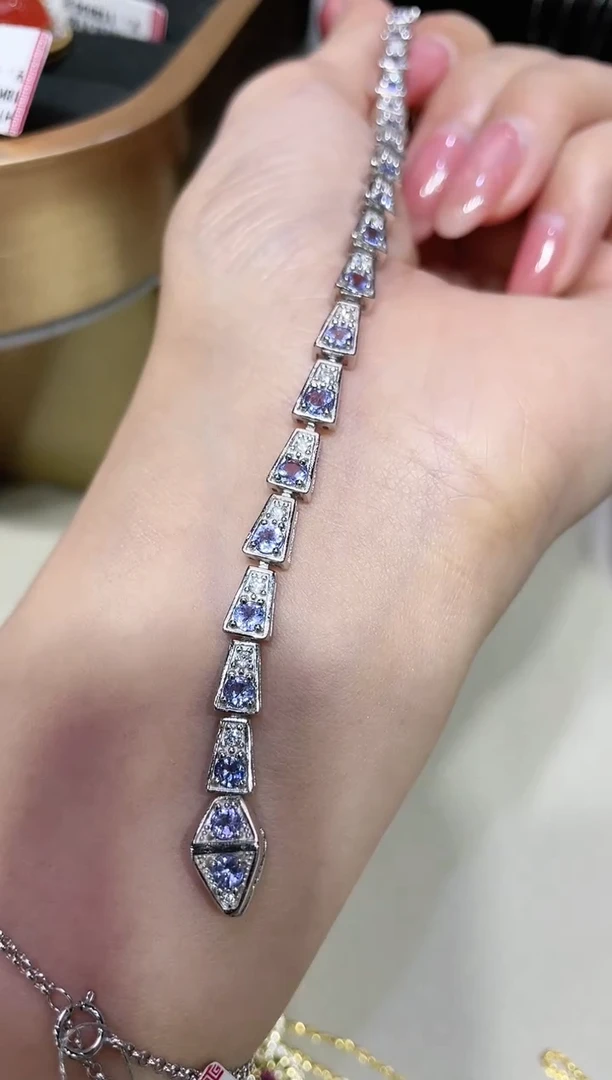 S925银镶嵌坦桑石手链