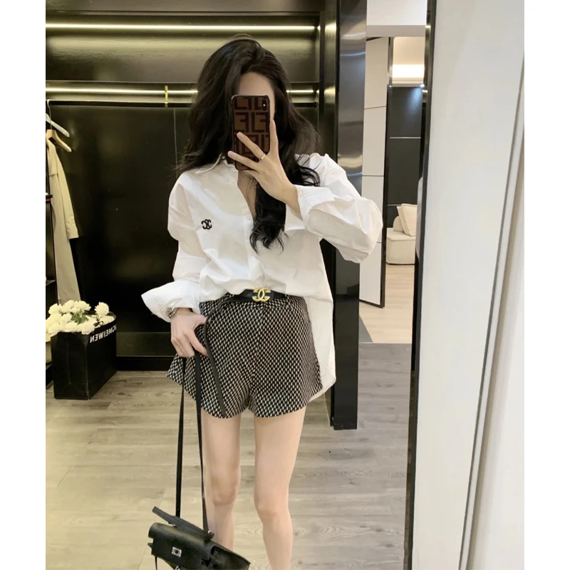 法式气质白色防晒衬衫女网红时尚休闲设计感减龄洋气宽松长袖衬衣