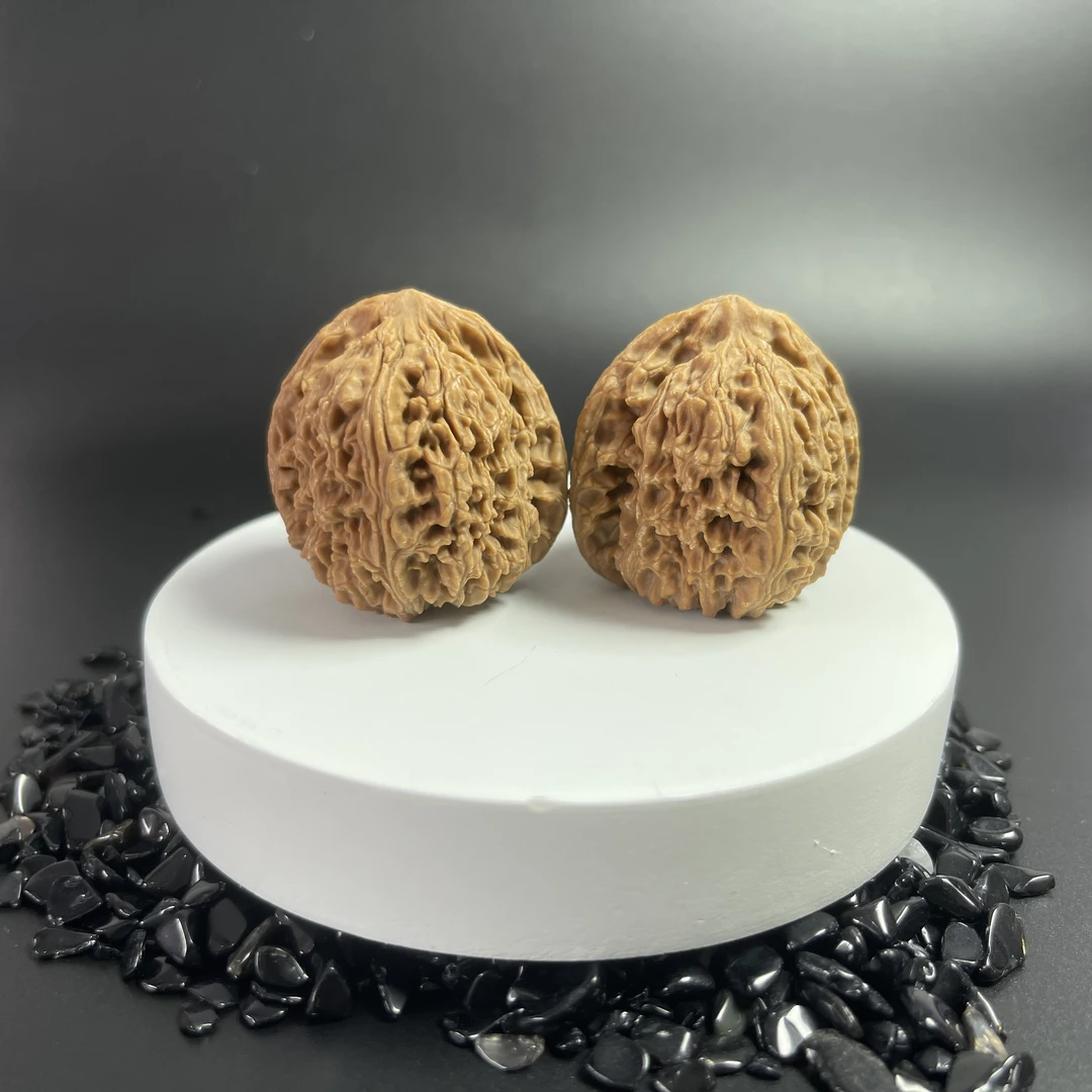 YC1123-6【赵喜满一代三角南将石】涞水溯源核桃专场文玩核桃