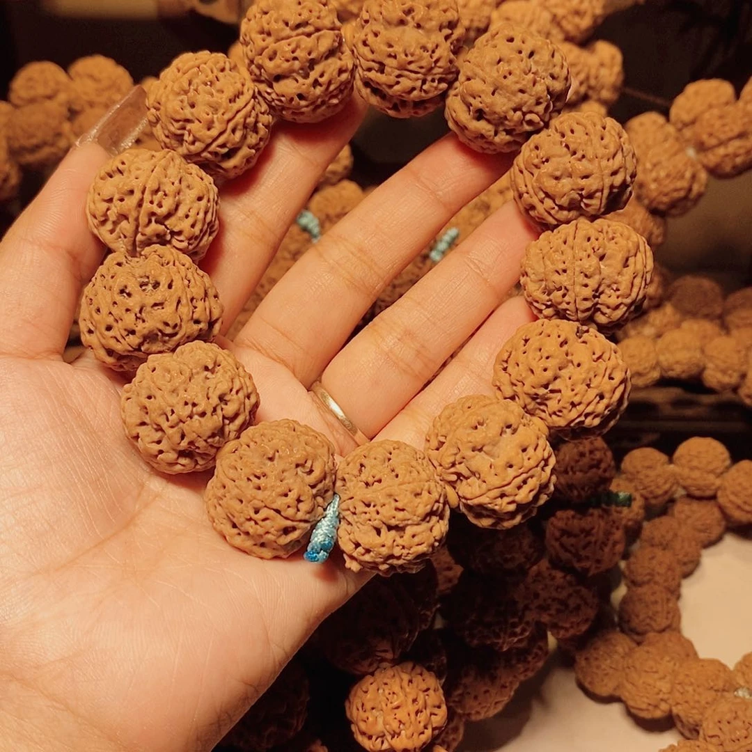 金刚菩提手串梓*1。