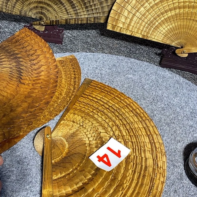 【闪购商品】金丝楠用****1金丝楠木材料扇子