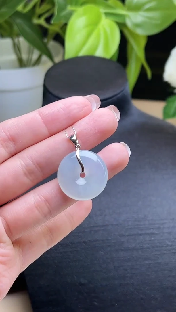 【闪购商品】翡翠颈饰18K金镶嵌M-2平安扣