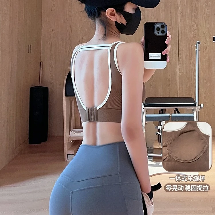 新款一体背心运动紧身外穿短款夏季瑜伽跑步健身上衣女百搭修身