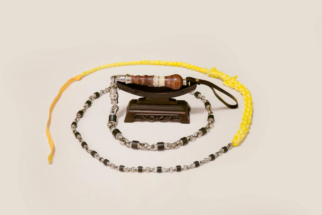 白钢实体鞭，鞭子响鞭麒麟鞭健身鞭