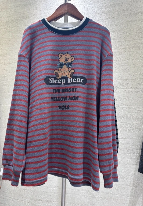 秋冬新款韩系复古卡通印花条纹撞色圆领宽松打底衫女