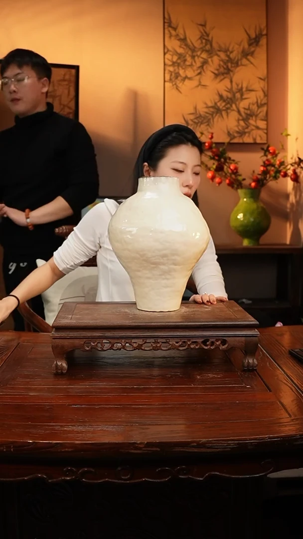 【闪购商品】景德镇手工手绘陶瓷花器