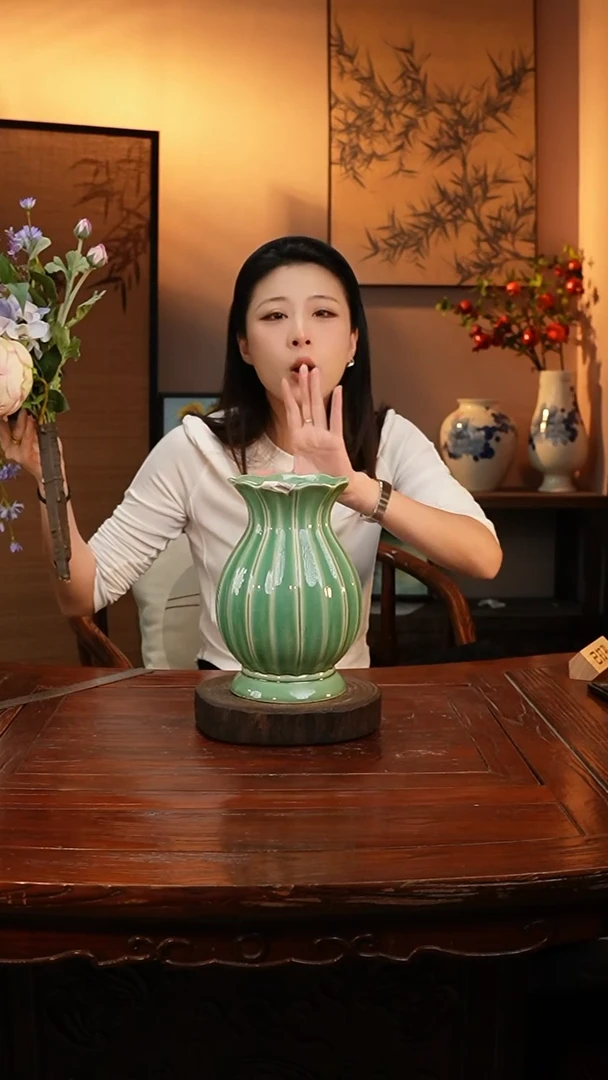 【闪购商品】景德镇手工手绘陶瓷花器