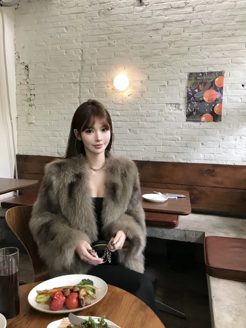 【XIEDONG】“咖啡晕染”摩卡可可进口芬兰狐狸腹毛皮草外套短款