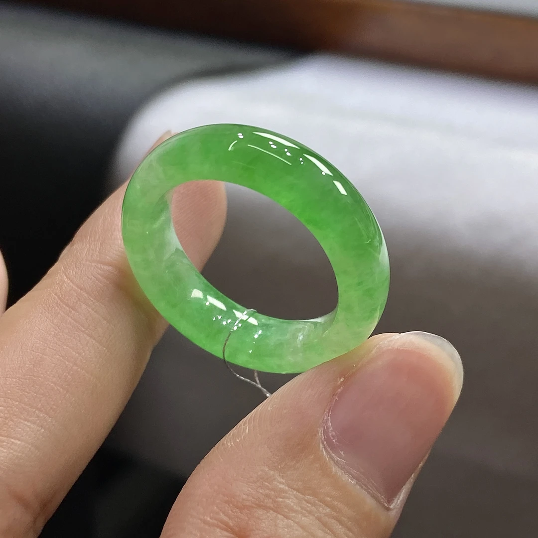 18号天然缅甸A货翡翠老坑冰胶阳绿翡翠玉戒指18.5mm