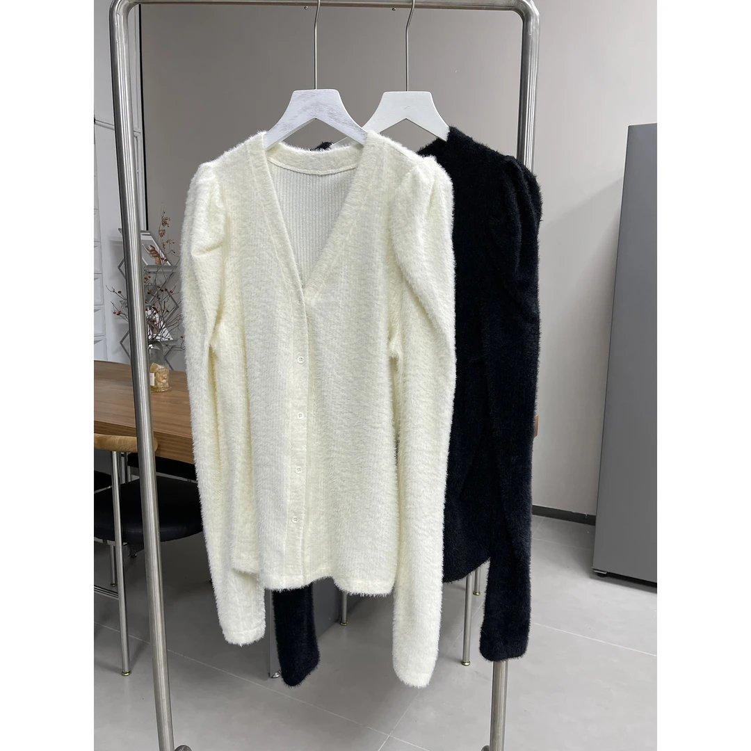 微泡泡袖V领毛茸茸开衫8329