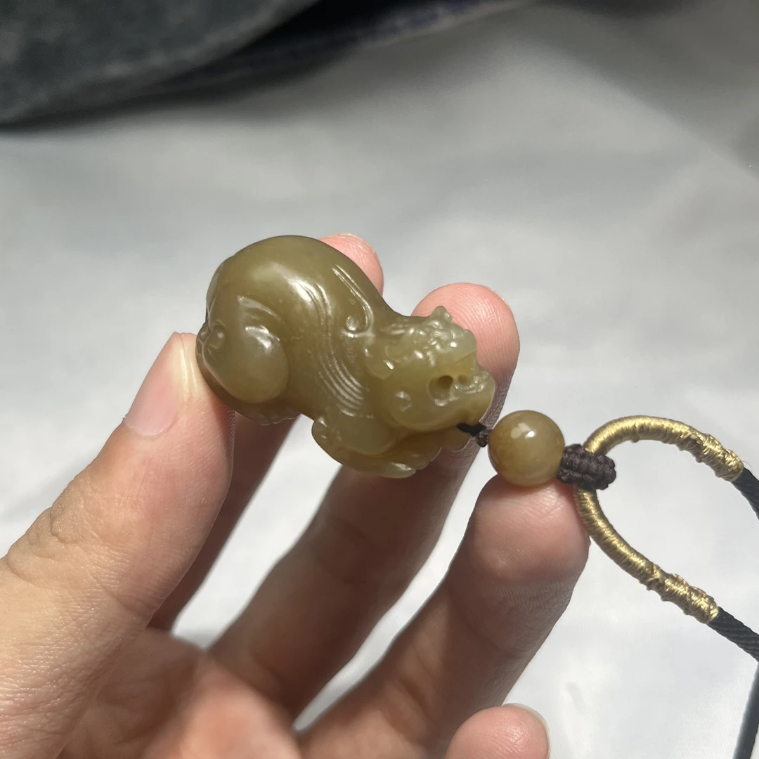 新疆和田玉貔貅挂件吊坠手工