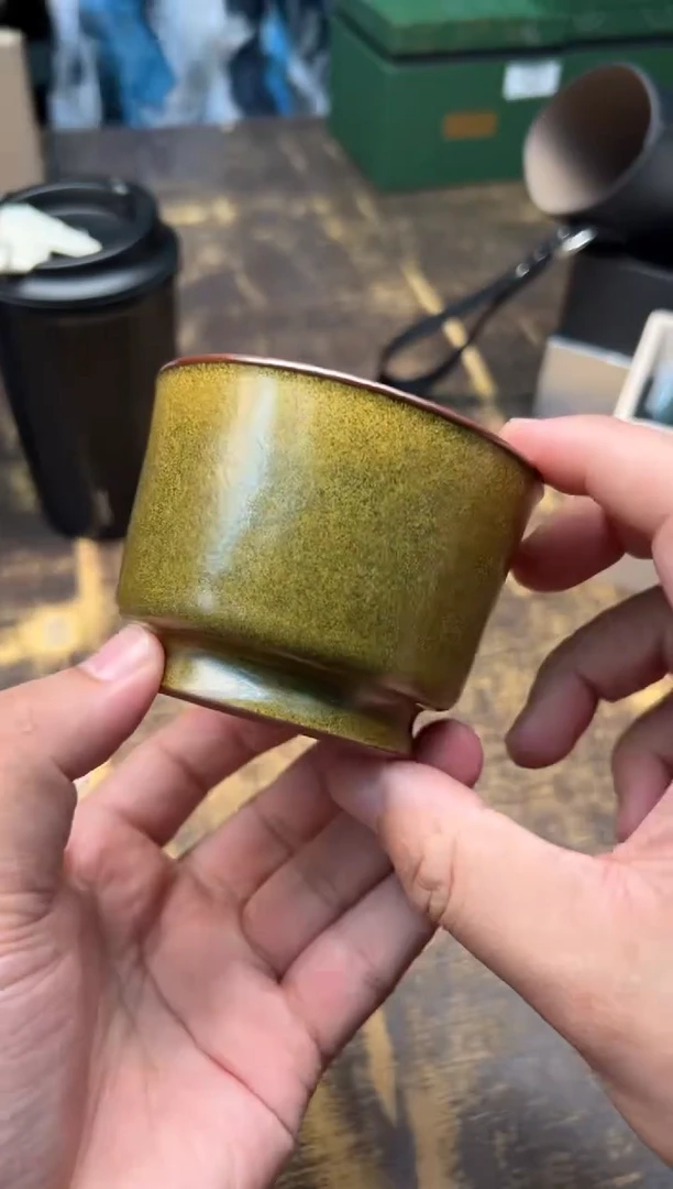 【闪购商品】/陈慧芳金玉满堂容天杯