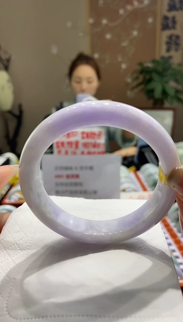 【闪购商品】翡翠手镯未镶嵌57.3圈口