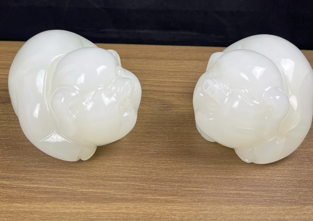 天然玉石动物雕刻工艺摆件猪仔