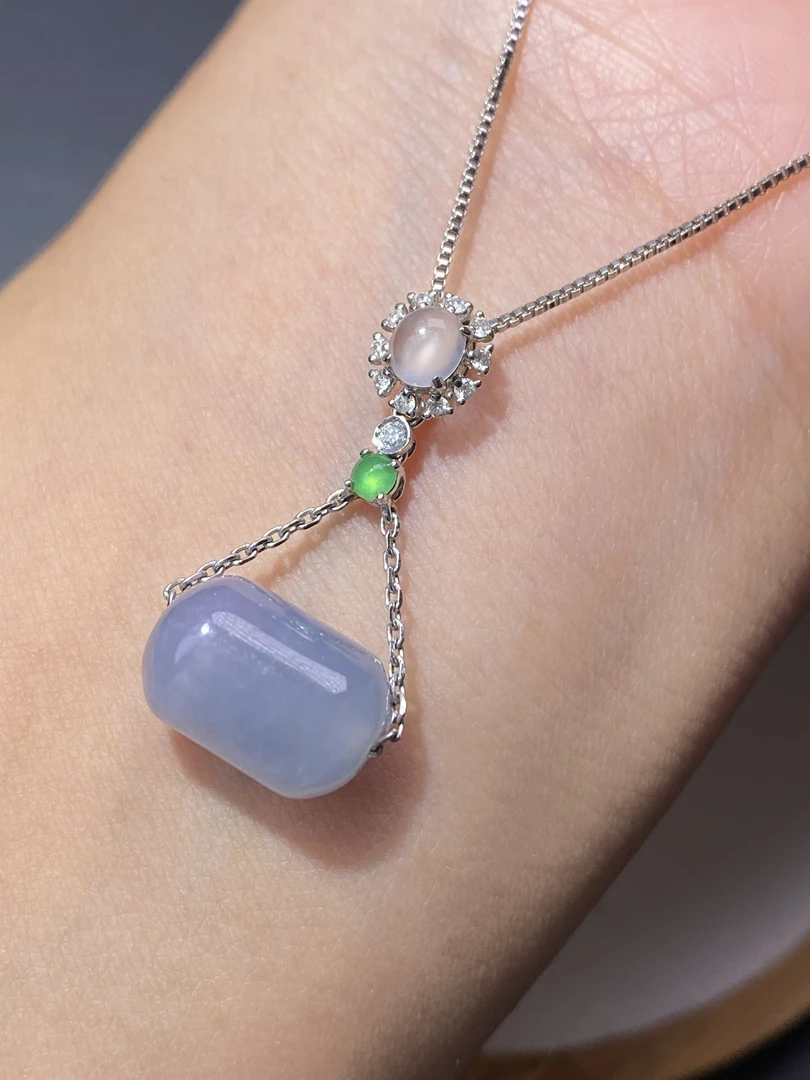 特价18k金镶嵌缅甸翡翠冰紫路路通吊坠