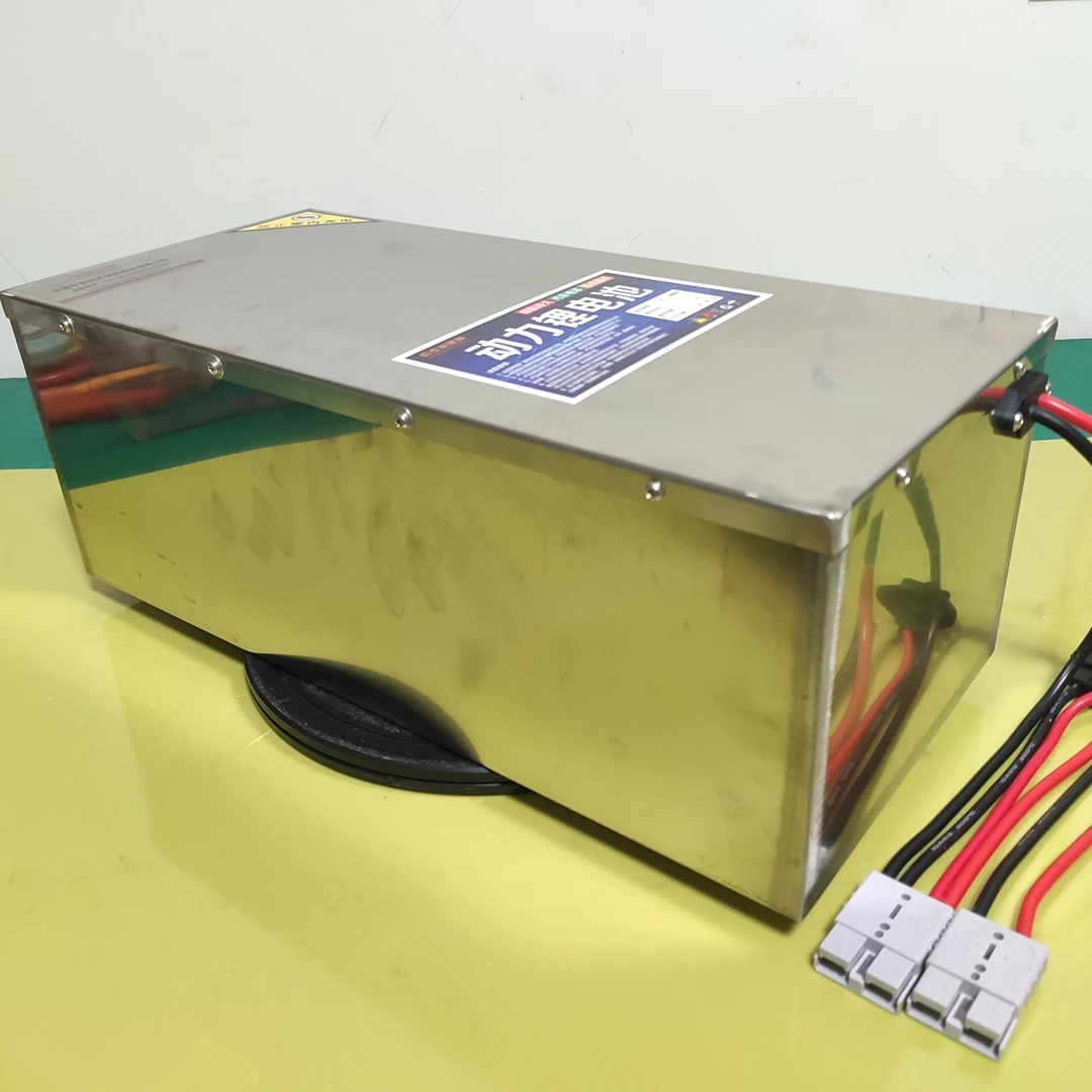 九号NZmix/MZmix直上72v60安铁锂电池组，尺寸长49宽22.5高17.5cm！