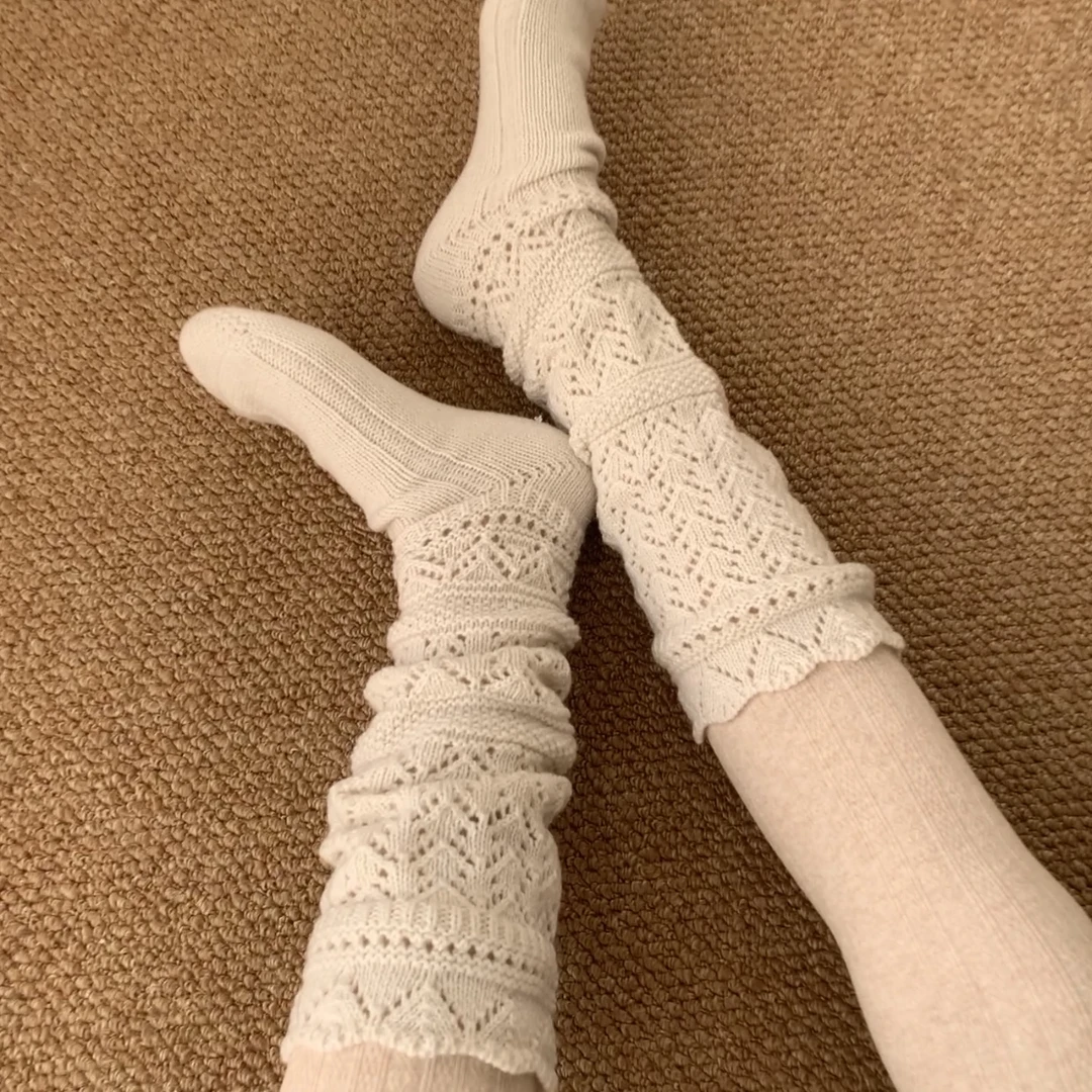 夜间教习室复古镂空针织堆堆袜
