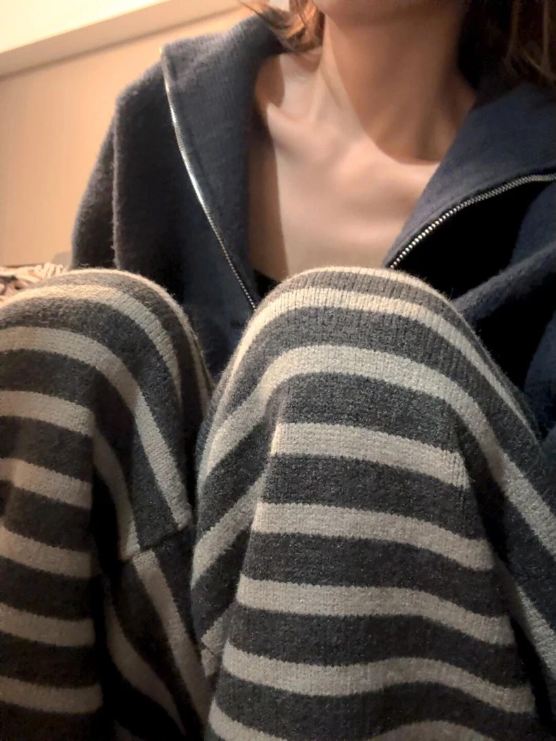 灰色条纹阔腿裤女2024新款秋冬季慵懒松弛感高腰显瘦拖地休闲裤子