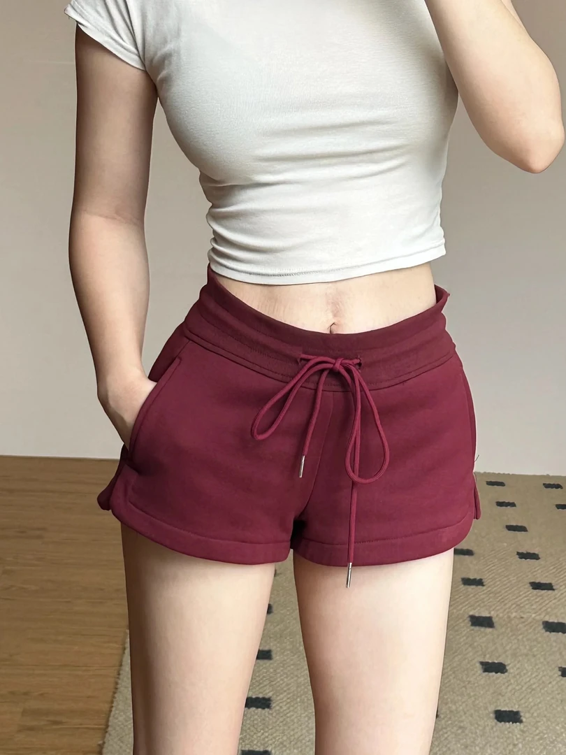 辣妹酒红色休闲运动短裤裤子女夏季新款修身显瘦纯色宽松阔腿短裤