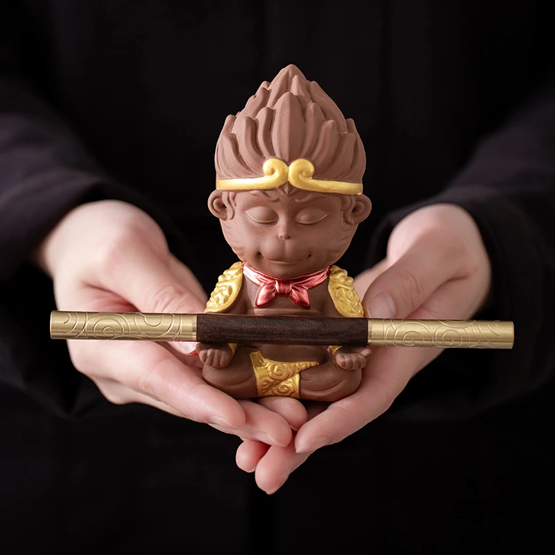 创意孙悟空茶桌摆件手工黑檀实木禅意车载陶瓷中式器物个性工艺品