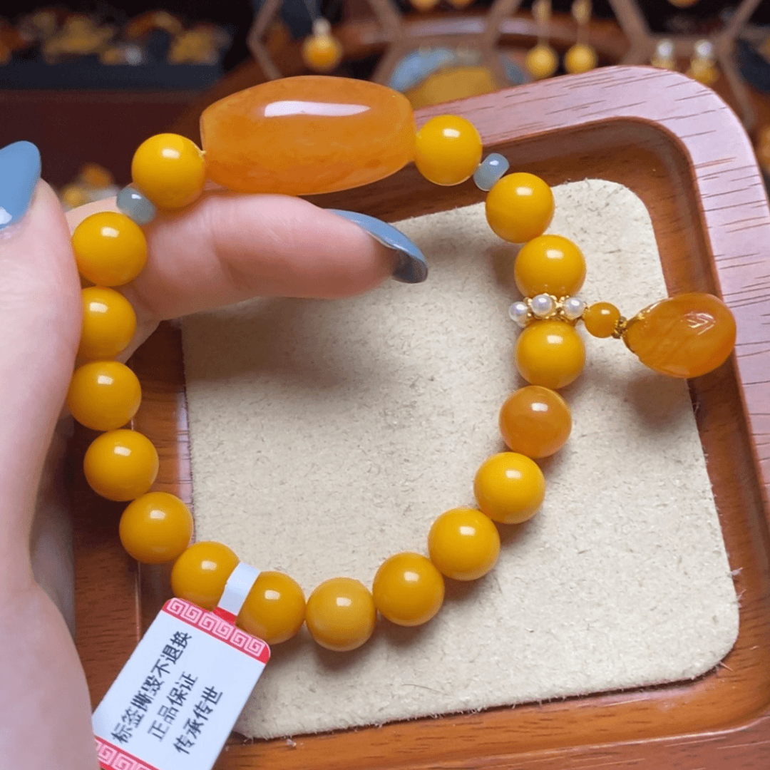 【闪购商品】蜜蜡裸石未镶嵌手串