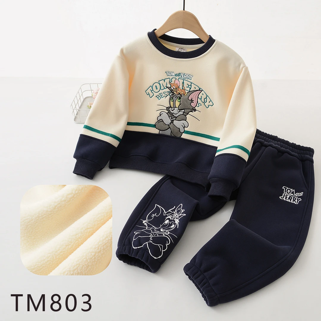 TM803加绒卡通重工刺绣儿童套装