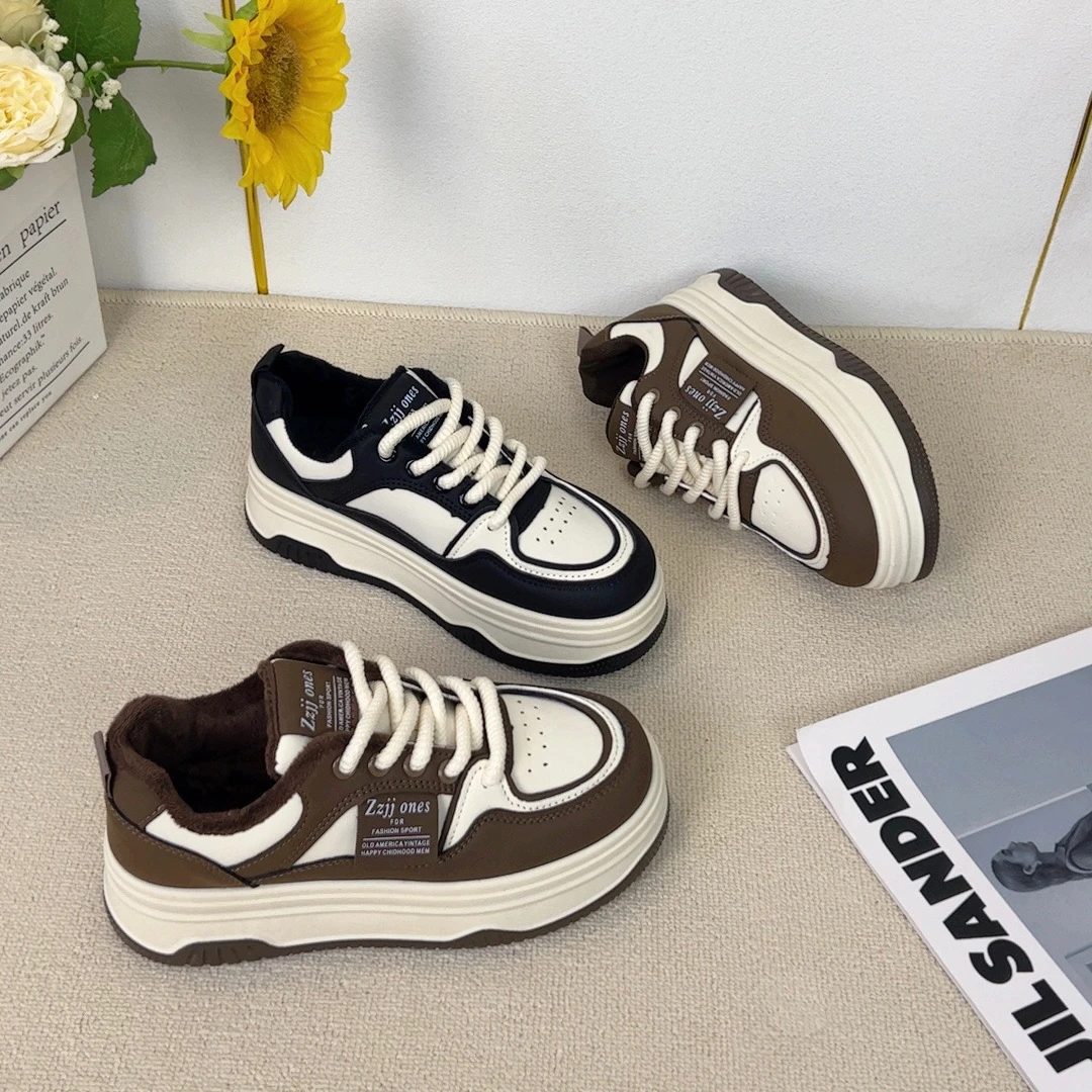 爆款厚底板鞋2023熊猫鞋春秋单里女复古小众时尚韩版学生休闲百搭