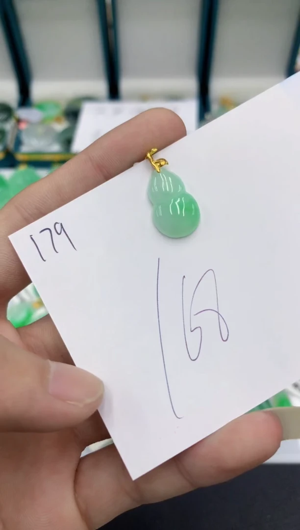【闪购商品】翡翠颈饰18K金镶嵌号连接