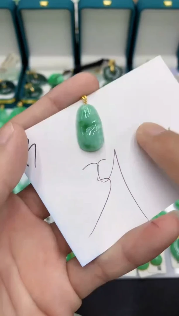 【闪购商品】翡翠颈饰18K金镶嵌翡翠