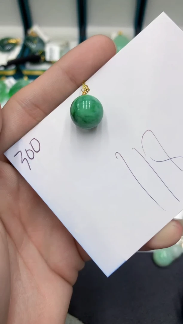【闪购商品】翡翠颈饰18K金镶嵌翡翠
