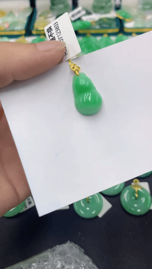 【闪购商品】翡翠颈饰18K金镶嵌153号链接