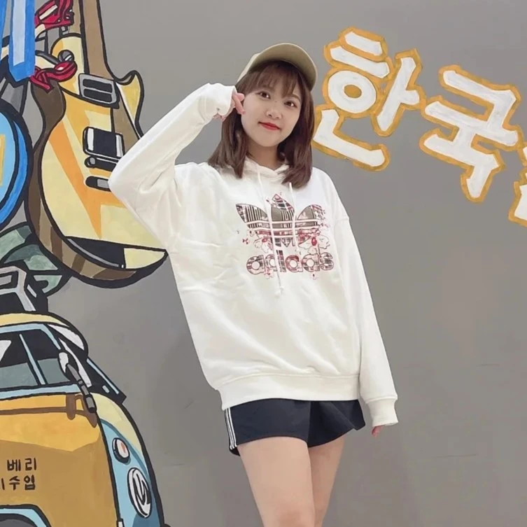 【奥莱】阿迪达斯长袖潮流秋冬百搭女服卫衣运动休闲HOODIE 0456