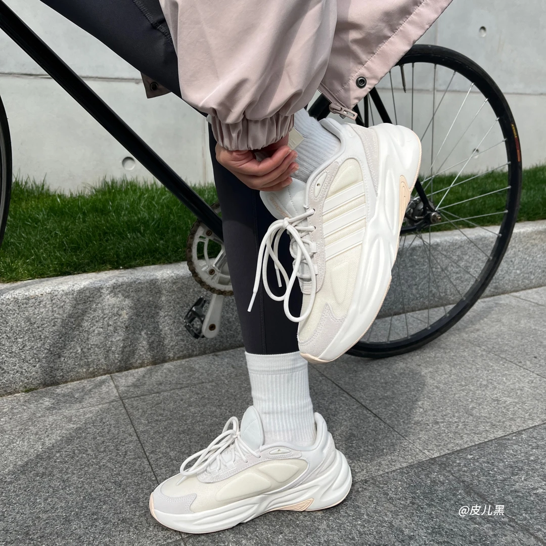 阿迪达斯女鞋运动休闲鞋厚底缓震老爹鞋OZELLE GX1727