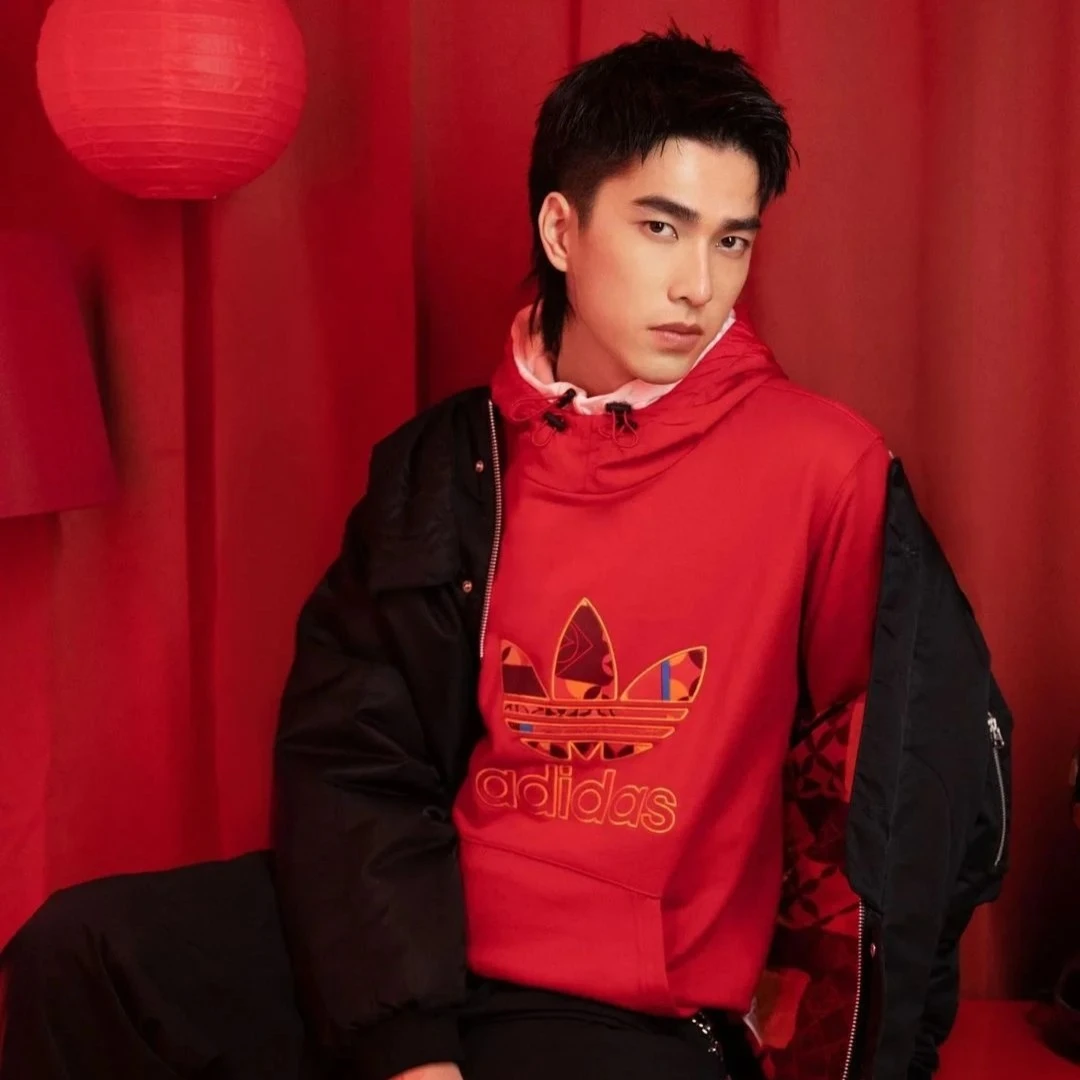 【奥莱】阿迪达斯男女款新年服卫衣运动休闲CNY LOGO HOODY 0318