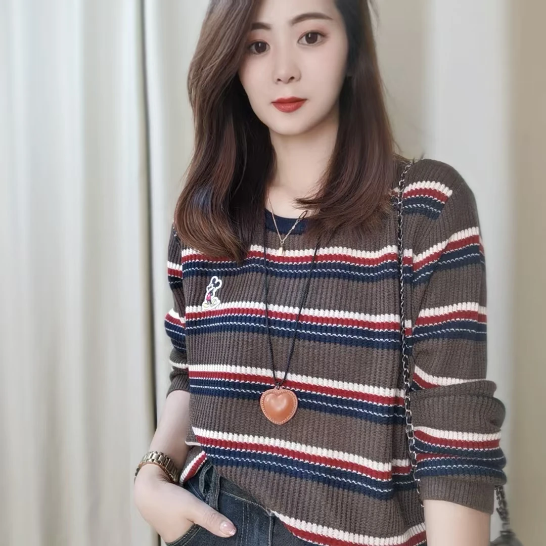 2024秋季新款时尚减龄显瘦条纹套头针织衫