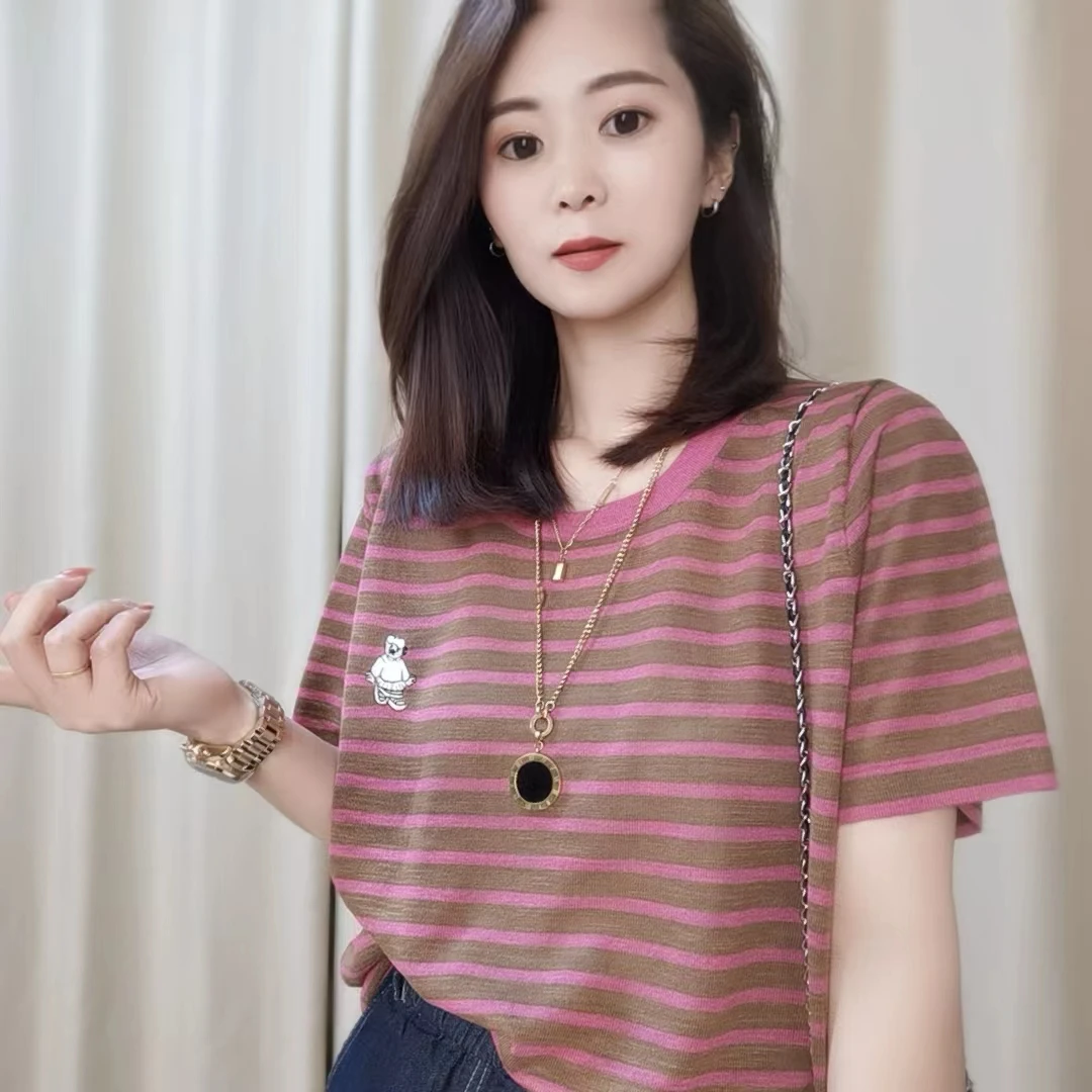 时尚潮流女士夏季洋气显瘦百搭条纹圆领针织衫