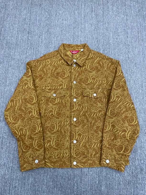 全新未使用 Supreme l码 supreme 草写字母满印牛仔夹克 全新