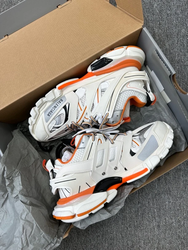 42 全新 巴黎世家 track 白橙 老爹鞋