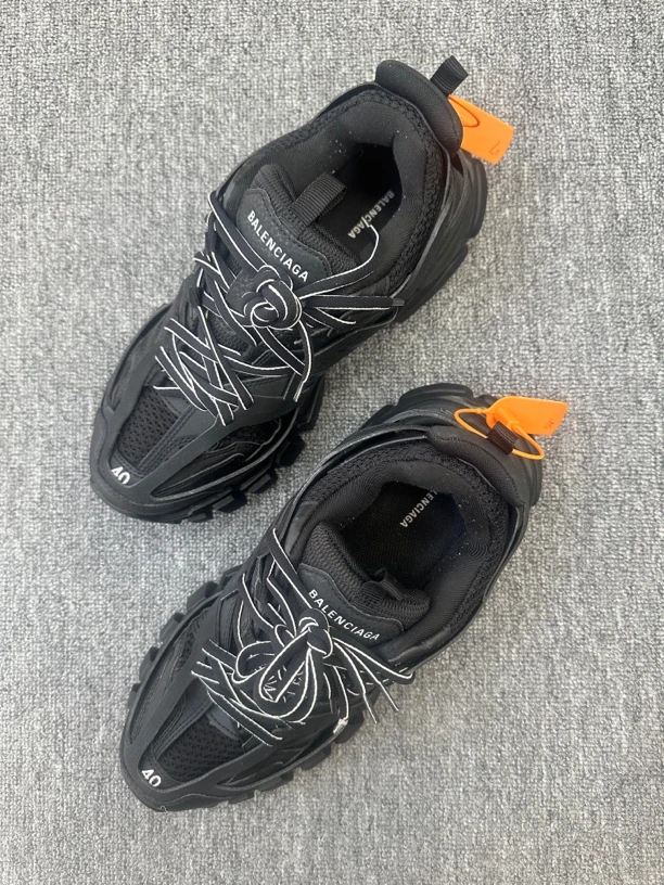 40 巴黎世家track 老爹鞋 黑色 准新