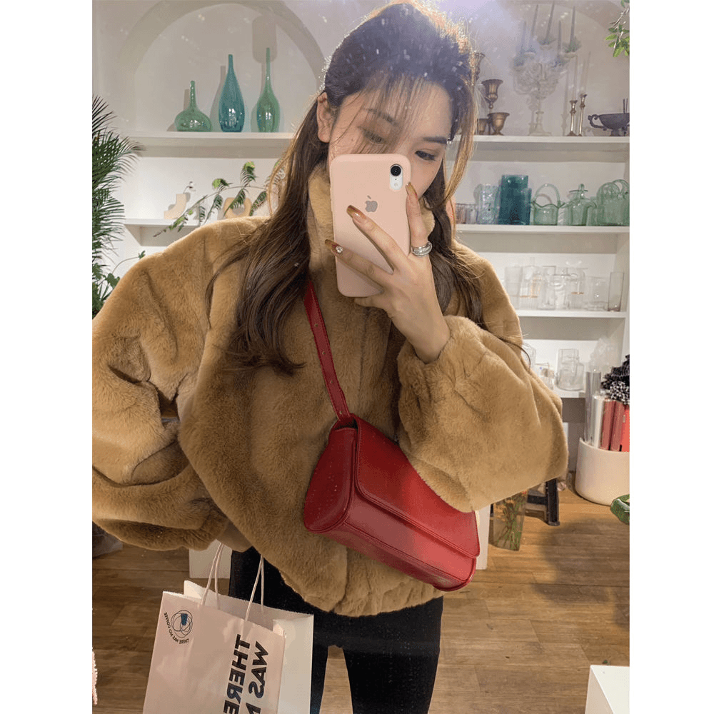 韩妹保暖小棕熊可爱软乎乎夹克上衣女新款宽松显瘦短款毛毛外套