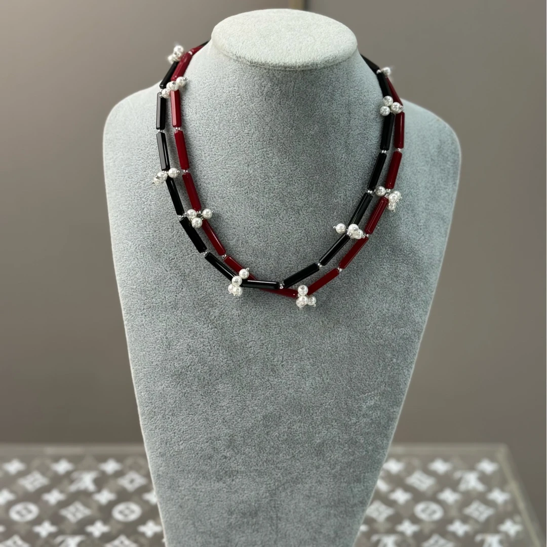 钛钢合成锆石项链 【大霏推荐】双层黑色方牌叠戴轻奢百搭锁骨链