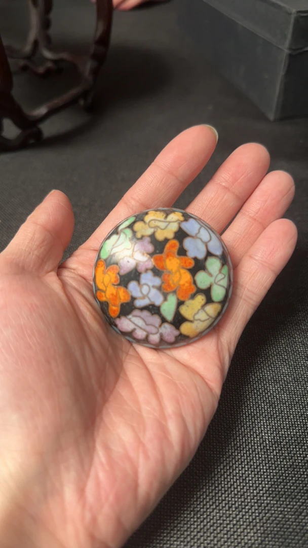 掐丝珐琅胭脂印尼盒