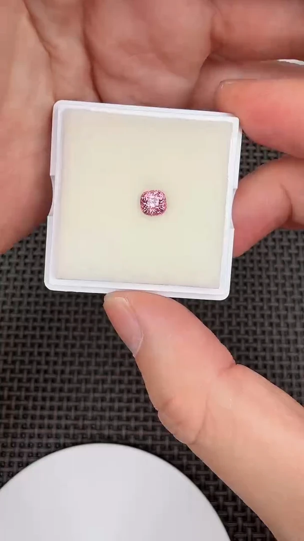 【闪购商品】尖晶石粉色未镶嵌0.7ct-A00014