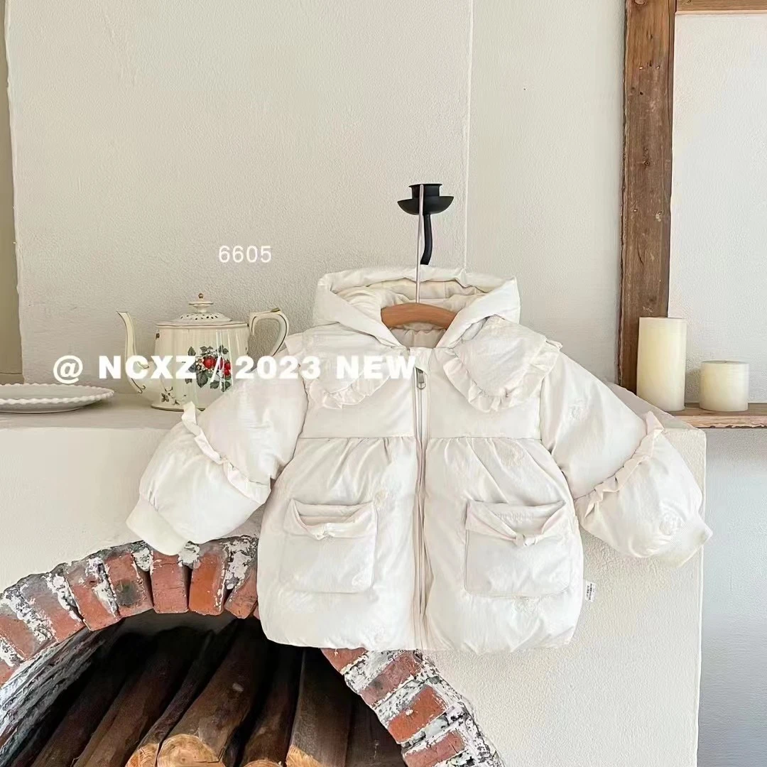 奶猪6605樱桃宝贝加厚带帽羽绒服（米色）