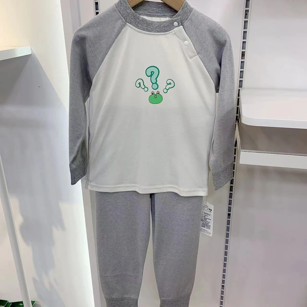 A316112小青蛙半高领套装（灰）